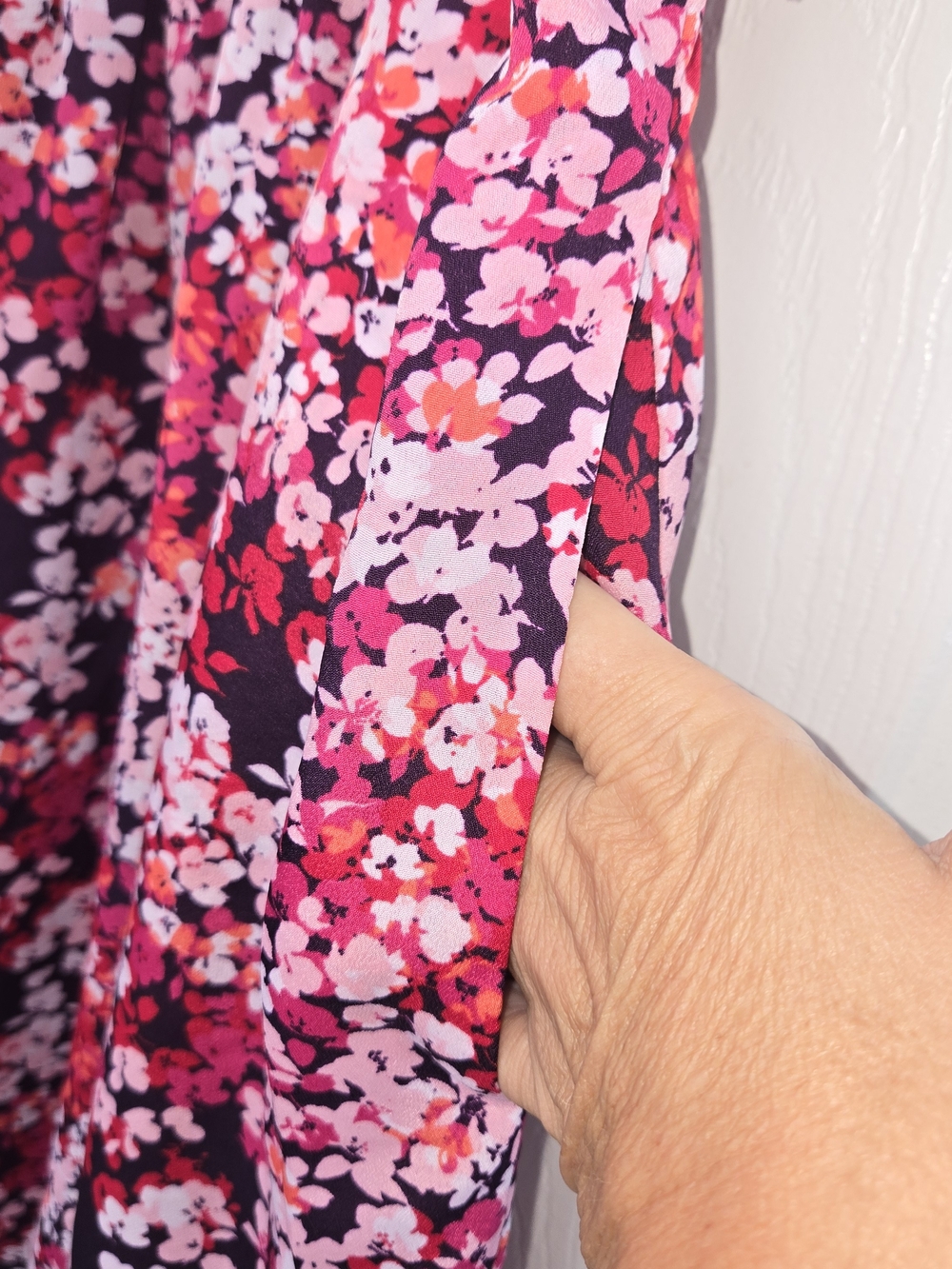 EXPRESS Floral Ruffle Neck Dress Pink Purple Elastic Waist Pockets Medium - Picture 6 of 8